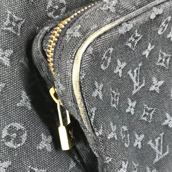 LOUIS VUITTON Monogram Mini Denim MontsourisGM bag backpack - Picture 5 of 16